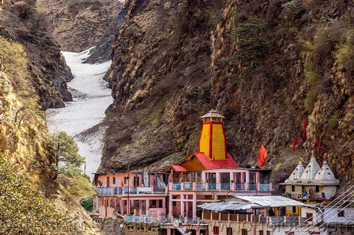 Prisha Tour Travels outstation taxi and traveller booking from Delhi